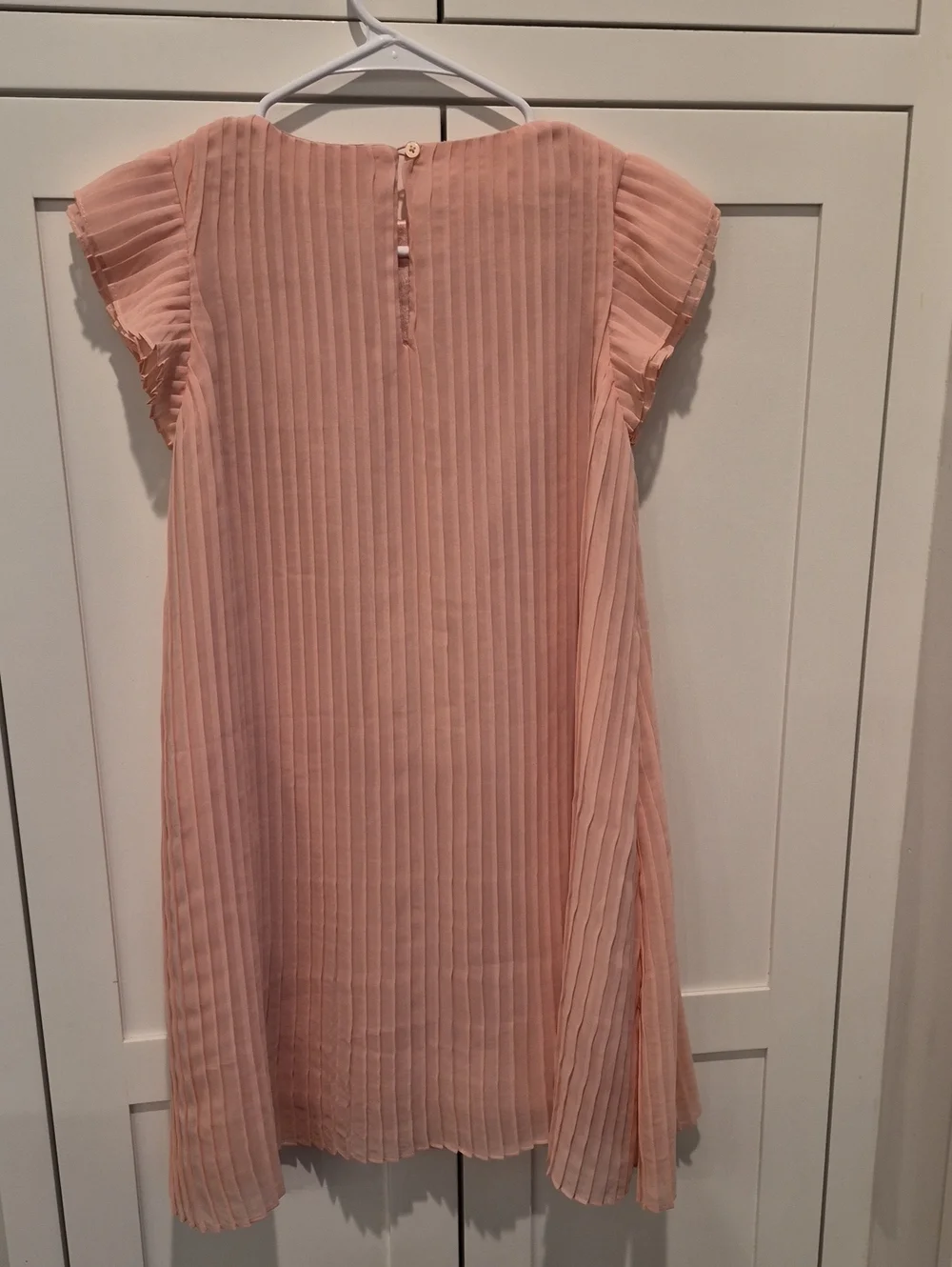 BCBGirls Blush Pleated Cap-Sleeve Shift Dress Size 12
